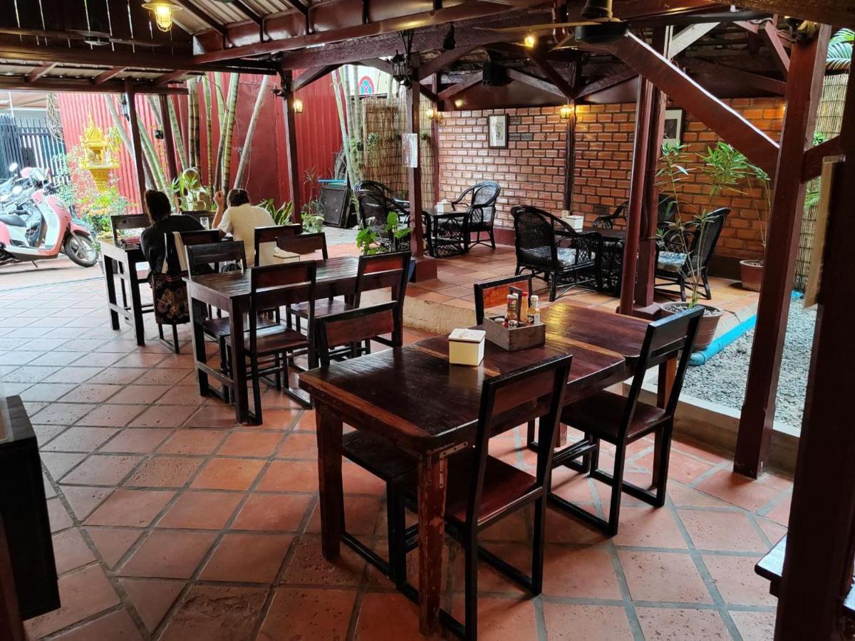 Soben Cafe Guesthouse & Restaurant Siem Reap Eksteriør bilde